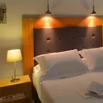 بلياداس إيكو هاوسز *